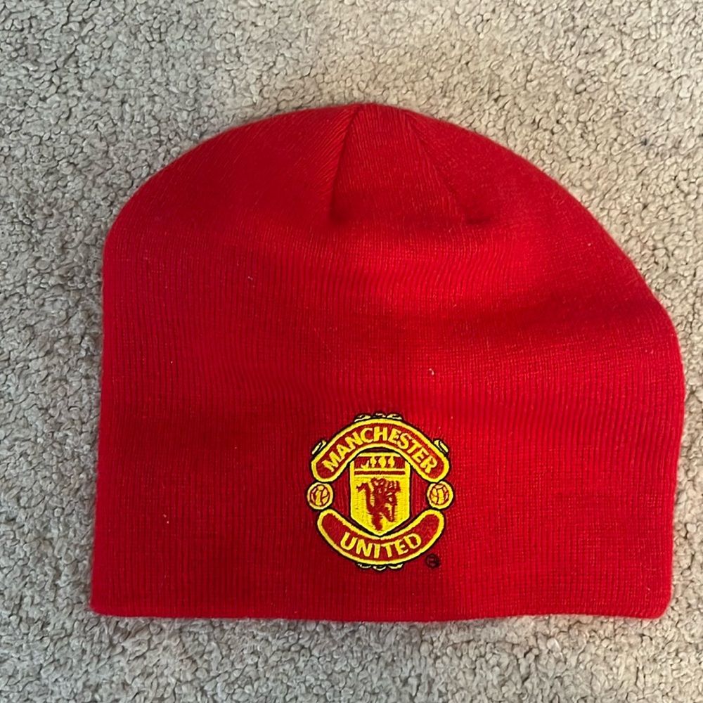 Manchester United hat